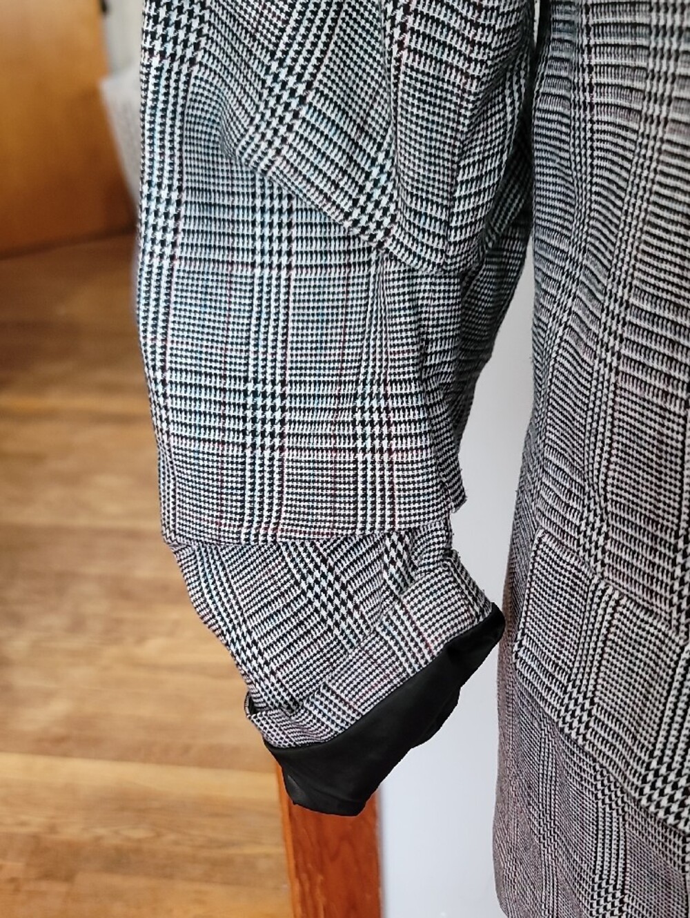 Retro Shinestar Black and White Plaid Open-Front Blazer - Picture 8 of 14